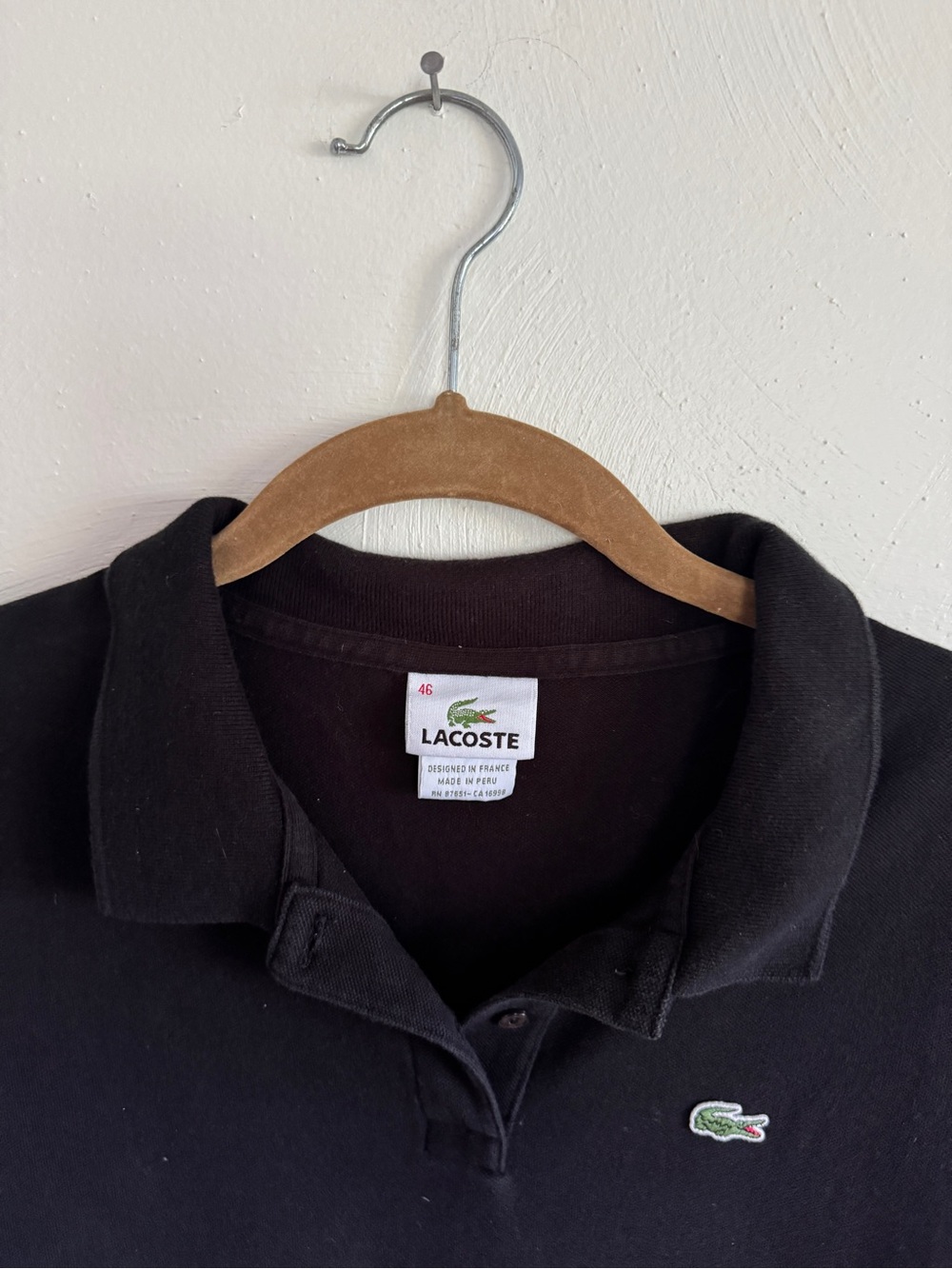 Lacoste Black Polo Shirt with Green Crocodile Logo - Picture 2 of 3